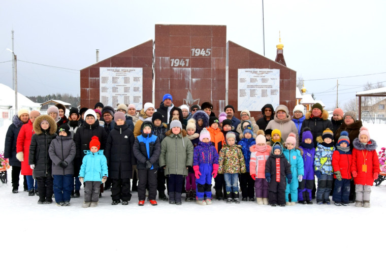 Митинг, посвященный 80-летию снятия блокады  Ленинграда.